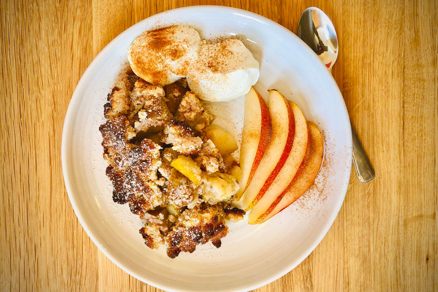 Cinnamon Pear Crumble